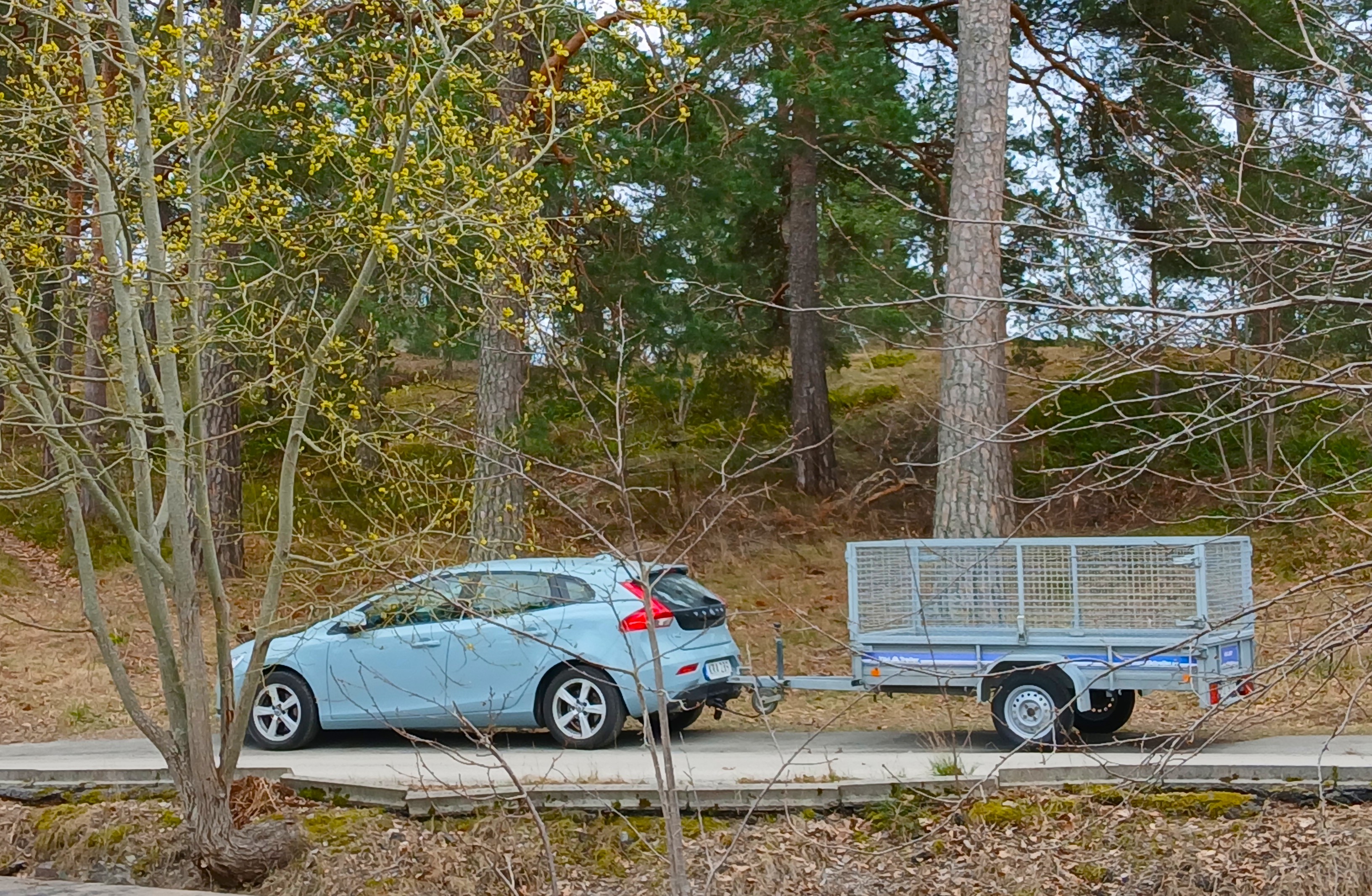 Fyra av tio lätta släp har brister