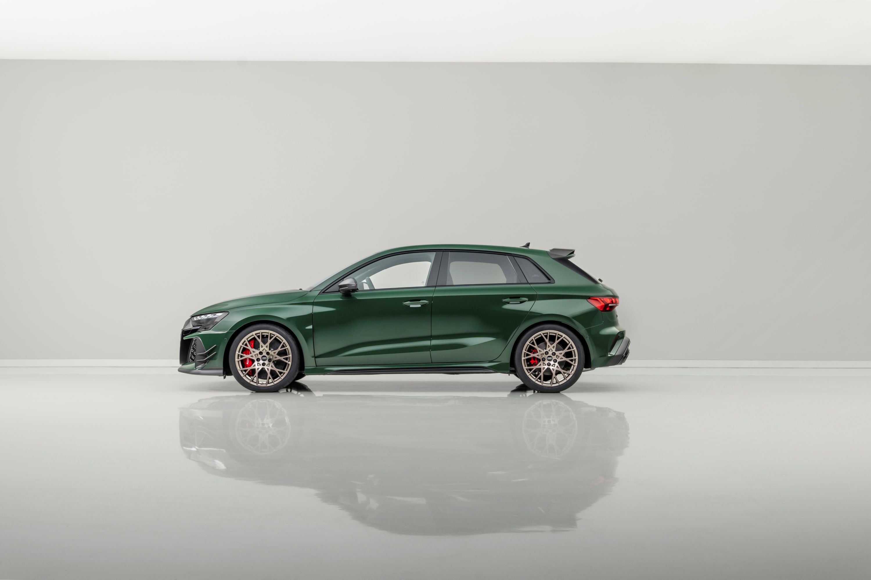 Speciell RS3 när Audi firar 50 år med 5-cylindrar
