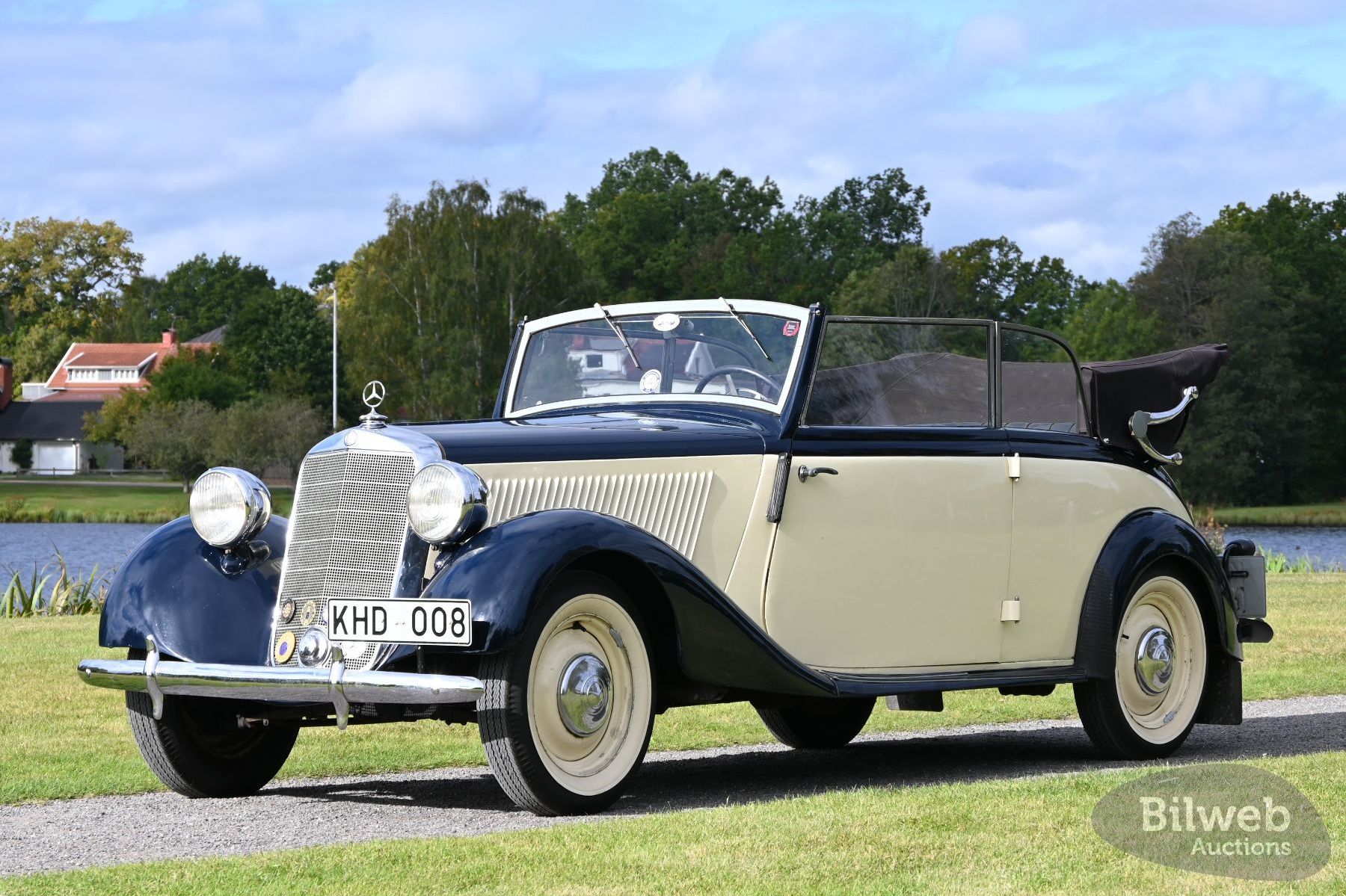 Vacker Mercedes-cabriolet från 1939 säljs på auktion