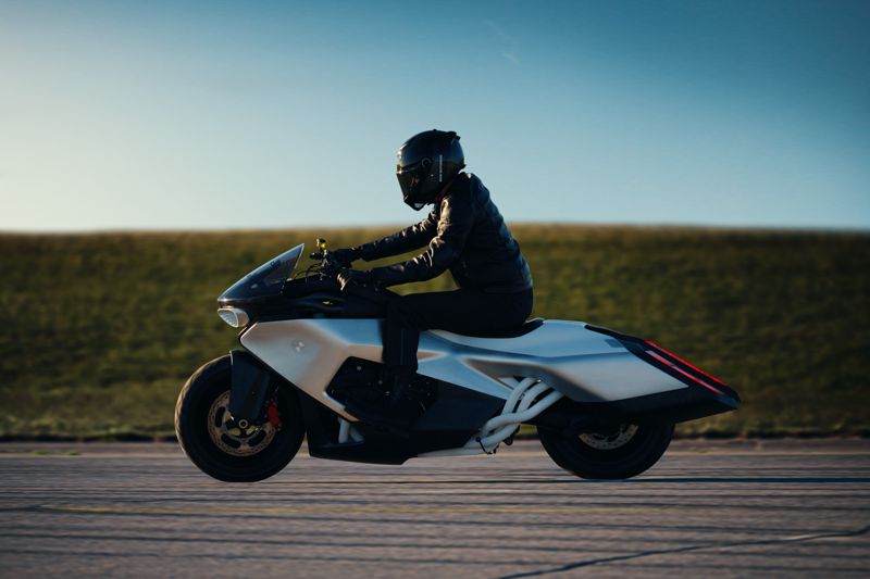 BMW Motorrad släpper bilder på Vision K18