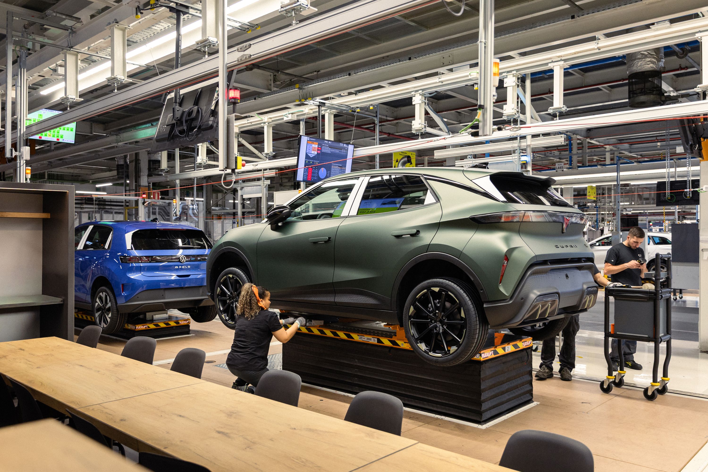 Produktionsstart för Cupra Raval och Volkswagen ID.Polo