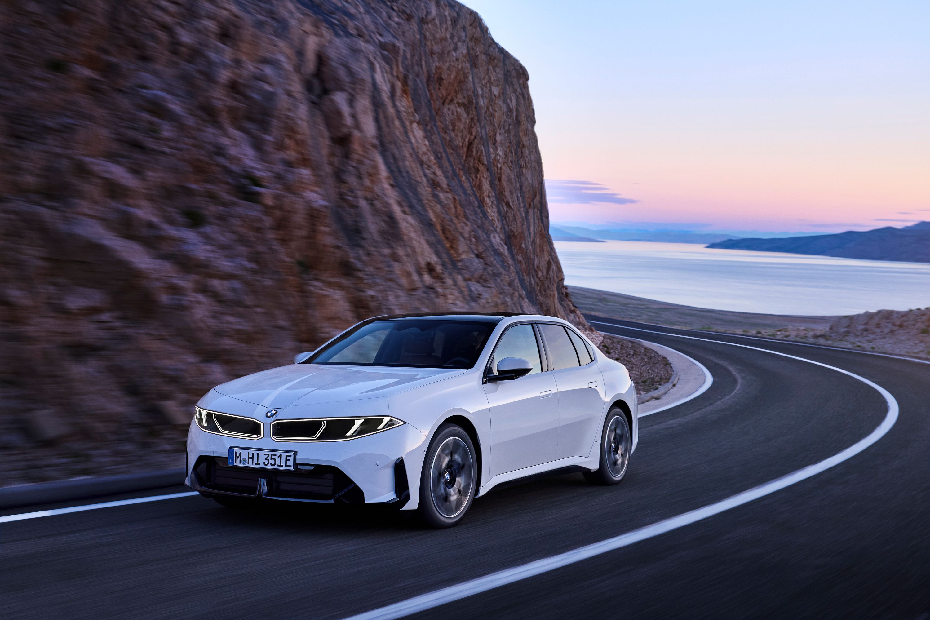 Nu kan BMW:s första elektriska 3-serie beställas