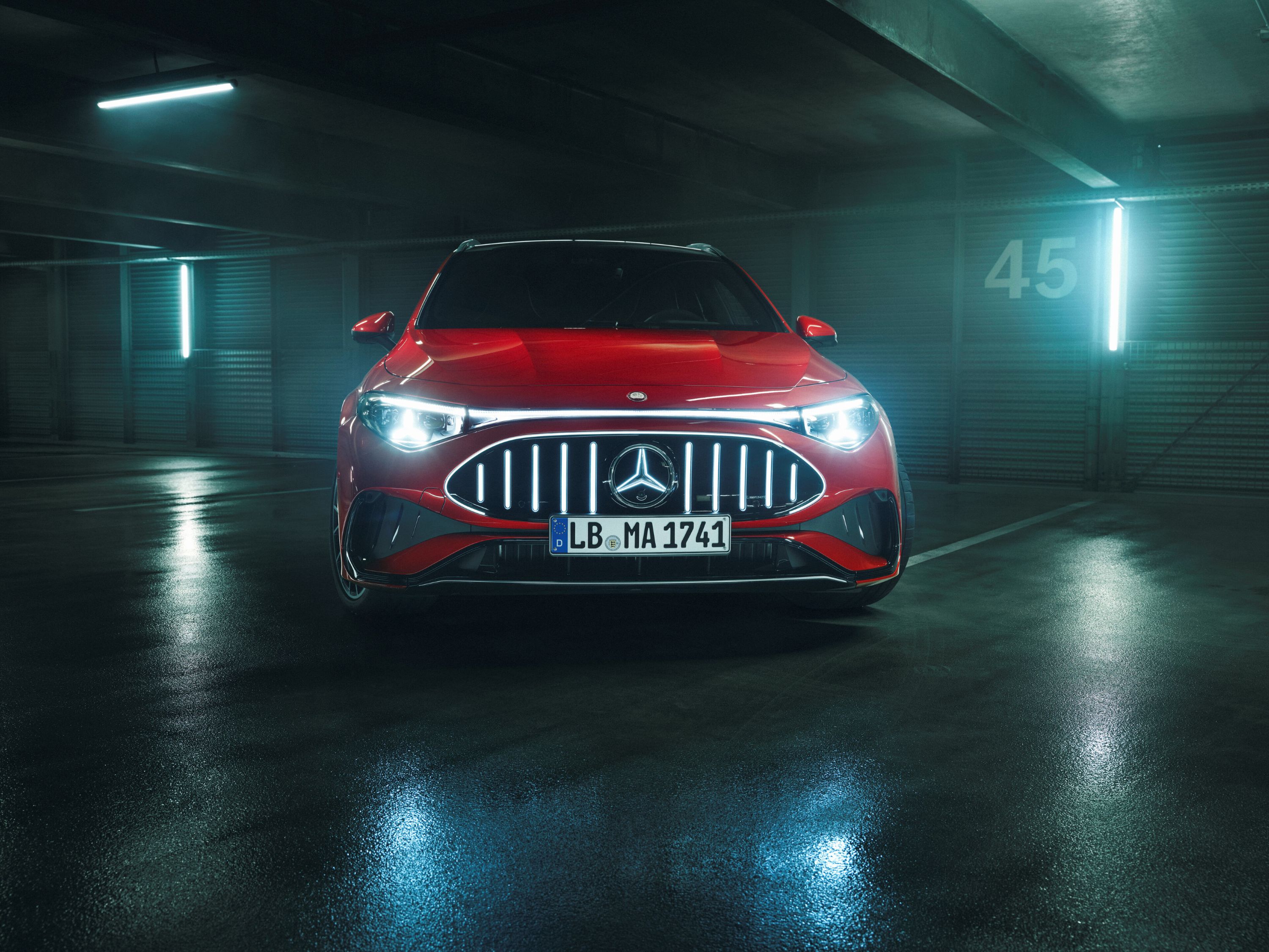 Mercedes CLA i AMG-version får 680 elektriska hästkrafter