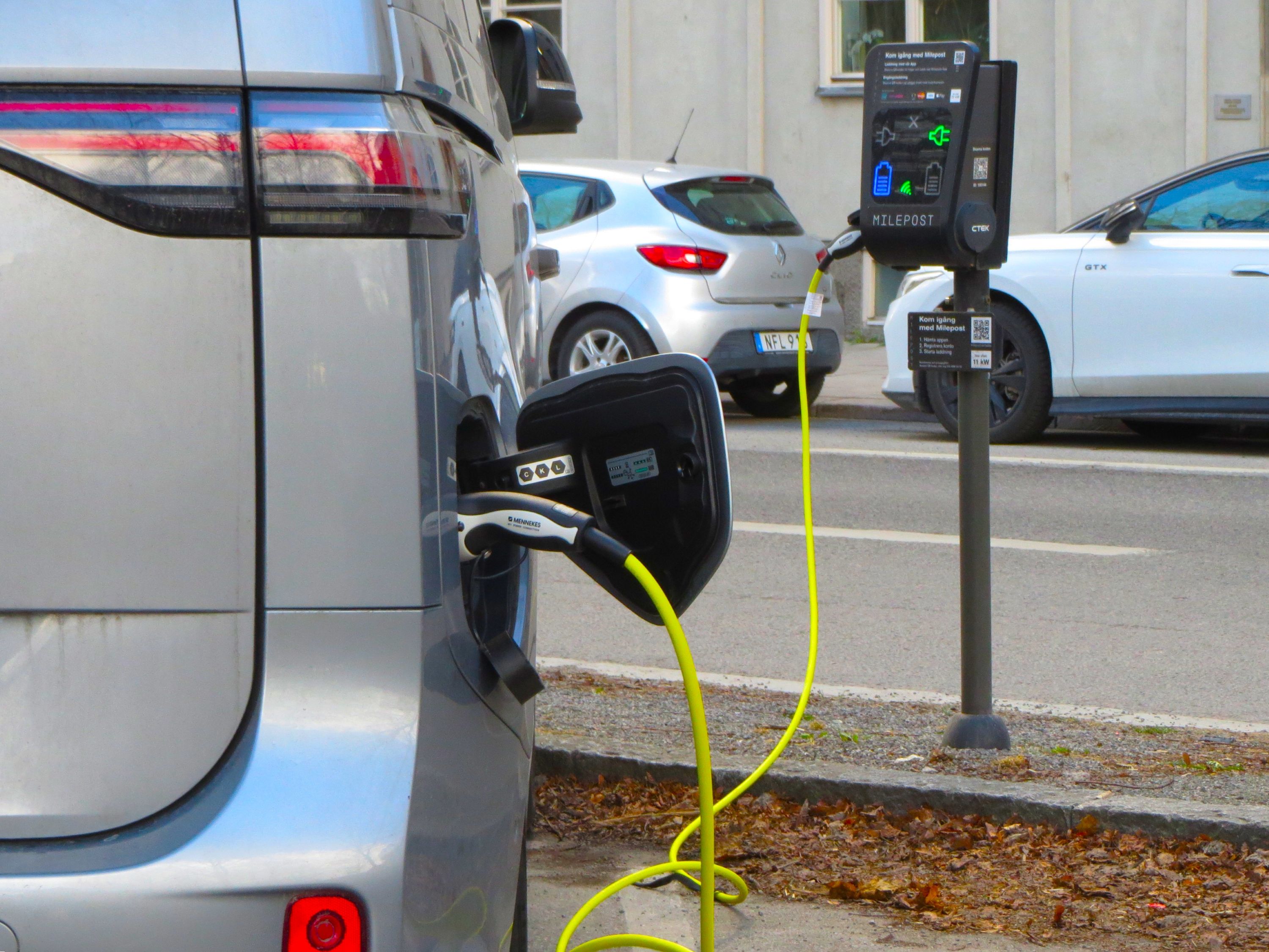 Battericertifikat blir viktigare på begagnade elbilar