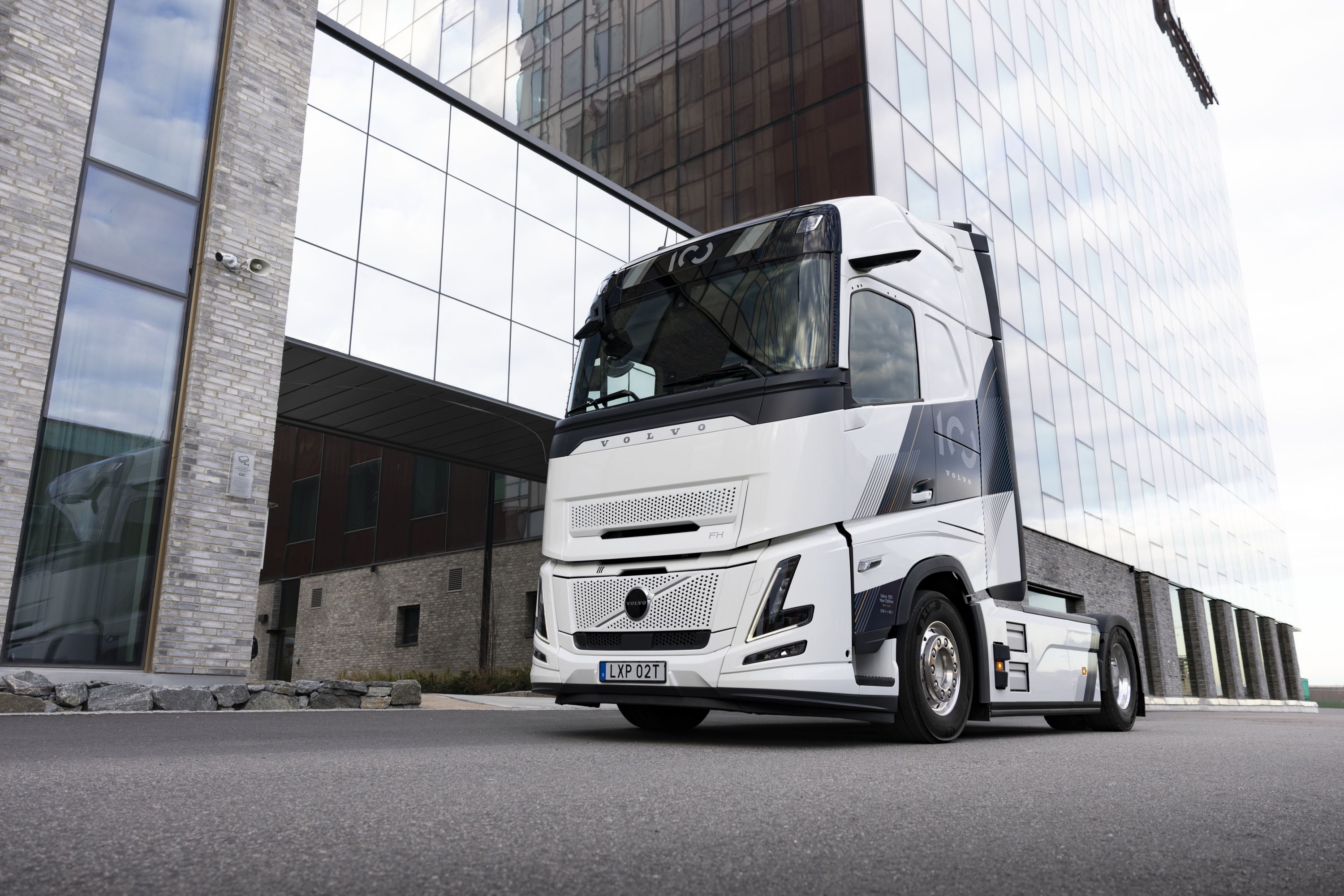 Volvo firar 100 år med  edition-lastbil