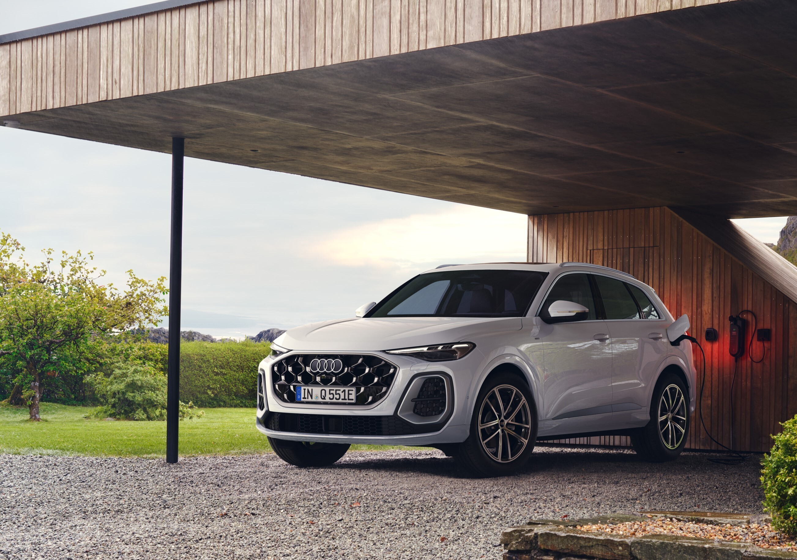 Säljstart för Audi Q5 med längre räckvidd