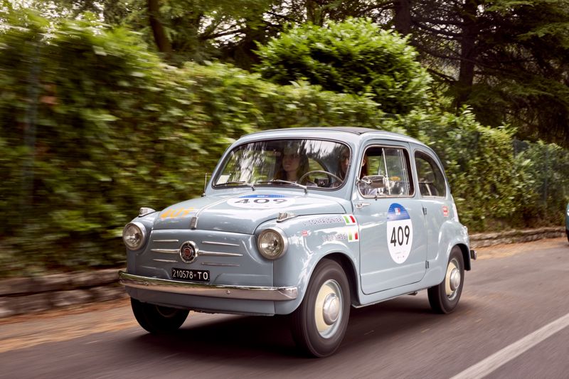 Fiat 600 fyller 70 år och firar med klassiska 1000 Miglia