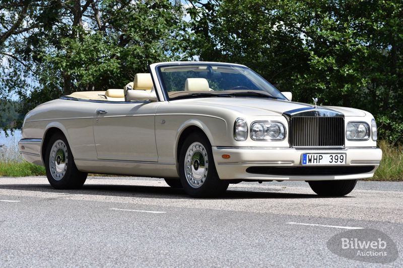 Sällsynt Rolls-Royce Corniche V säljs på auktion