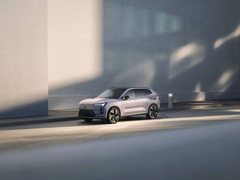 Volvo Cars presenterar nya laddhybriden XC70