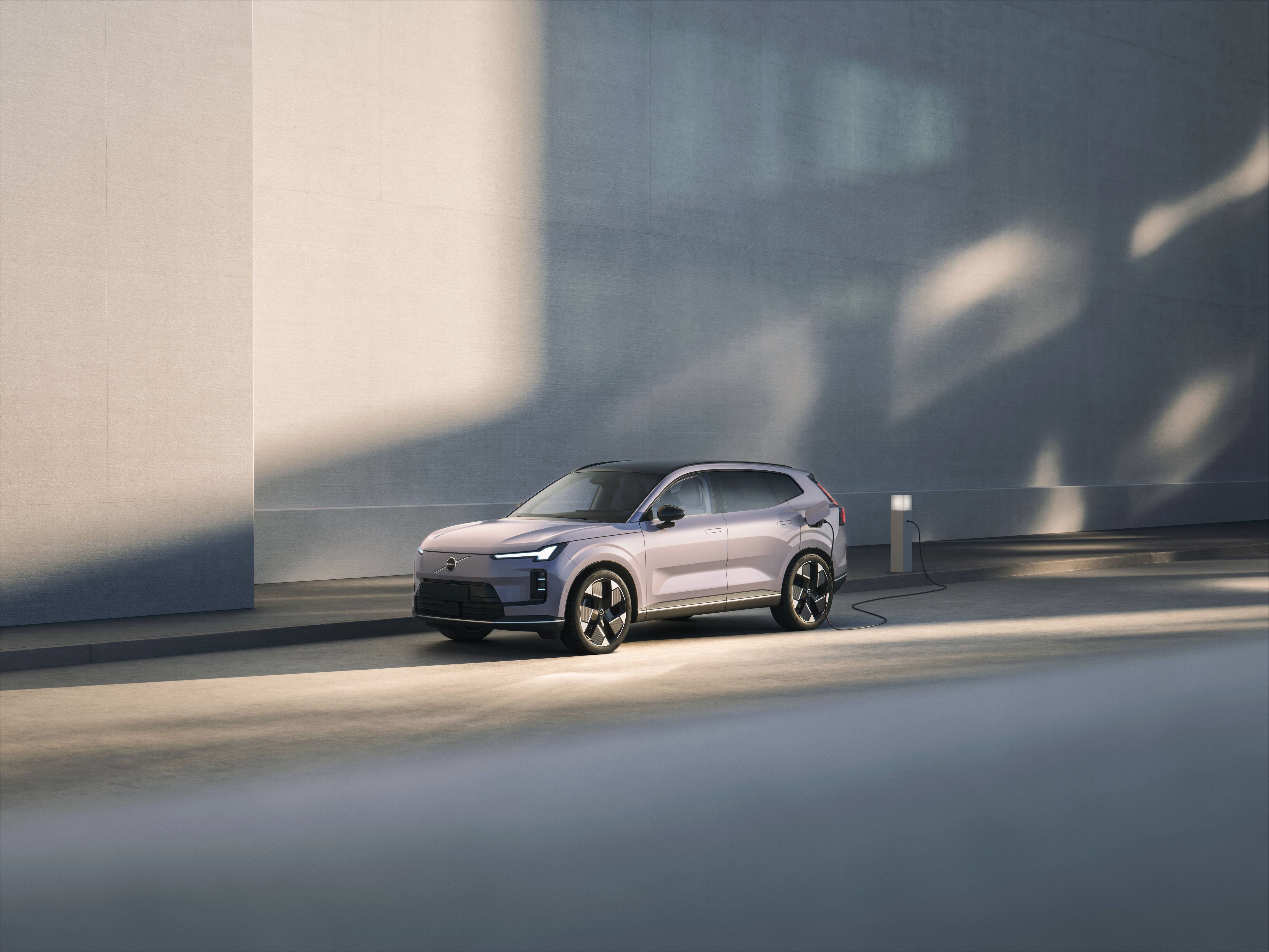 Volvo Cars presenterar nya laddhybriden XC70