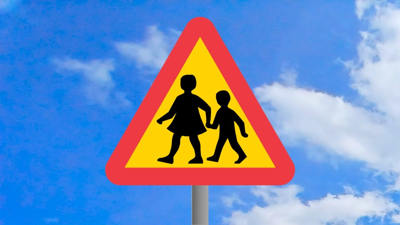 Många kör för fort utanför skolorna