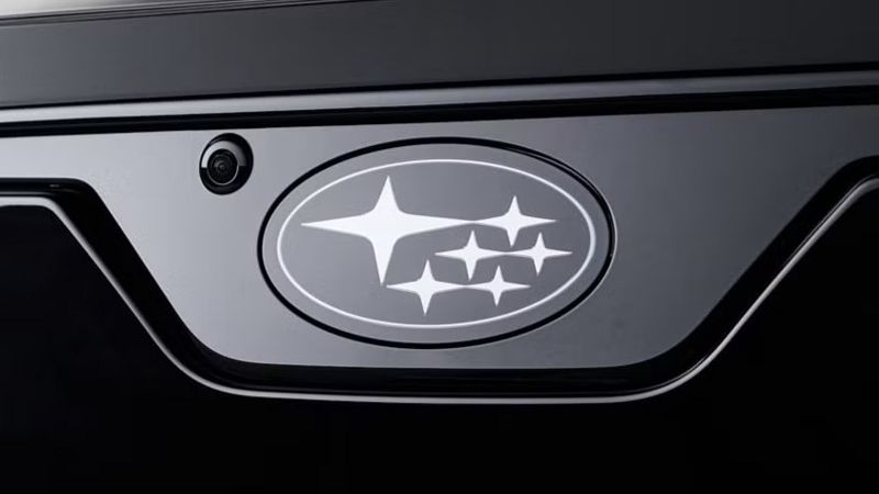 Nu får Subaru en ny mer avskalad logotyp
