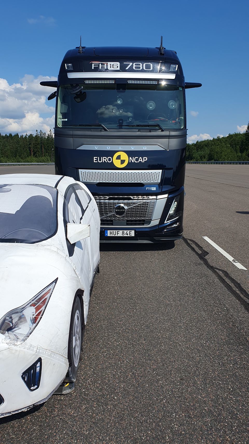 Lastbilarna blir säkrare visar nytt test