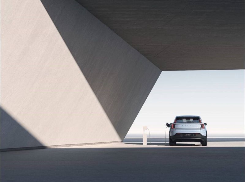 Volvo Cars satsar på gratis hemladdning med start i Sverige