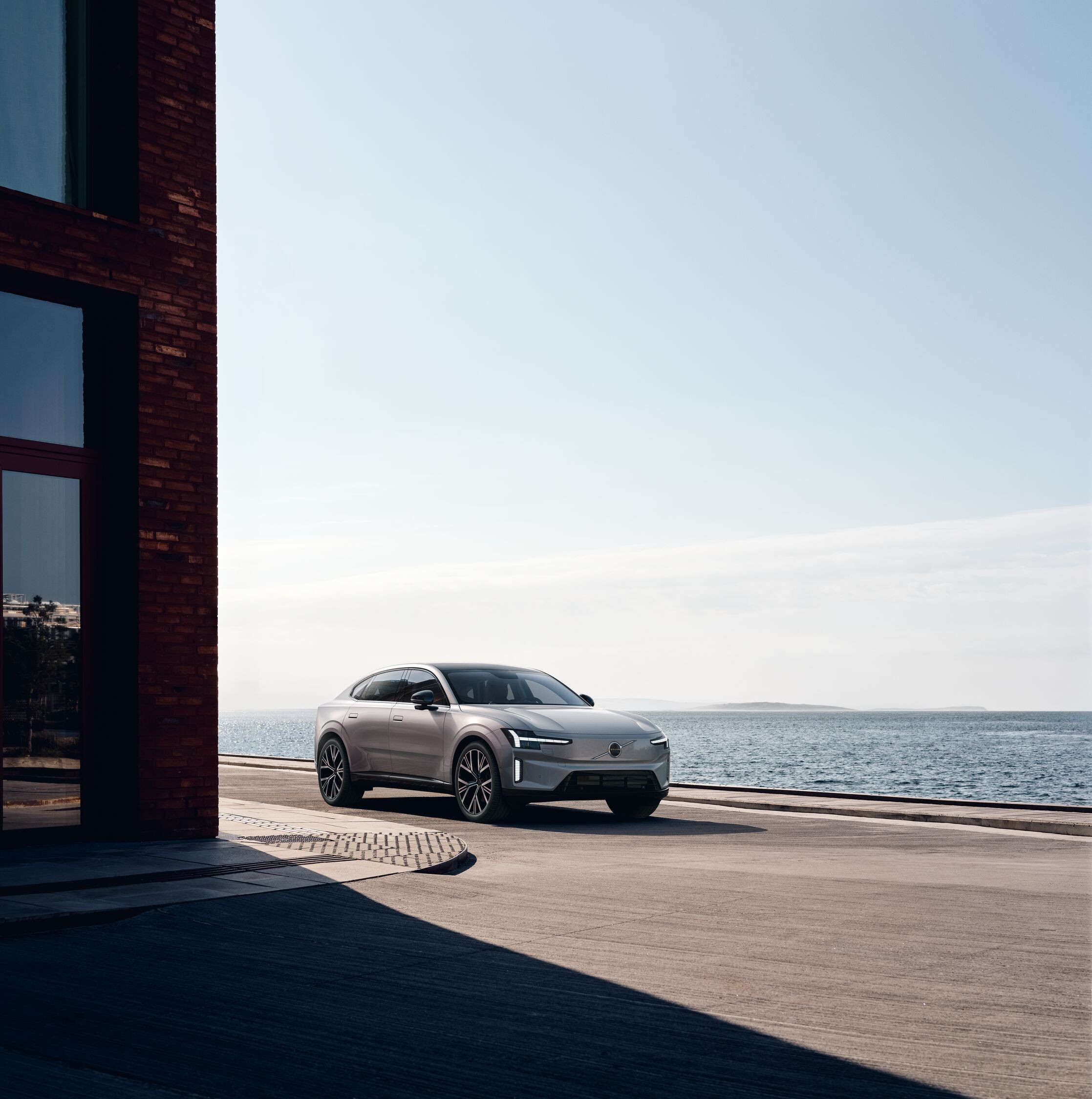Volvo Cars globala försäljning svagt upp i december