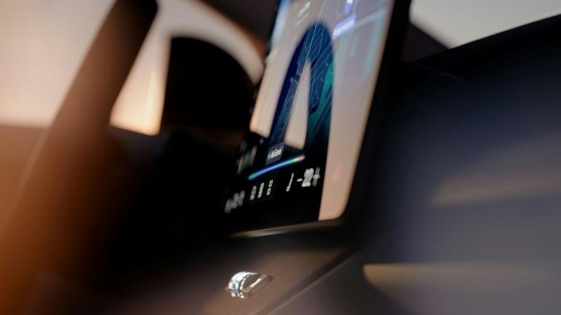 Nya Volvo EX60 blir enkel att prata med