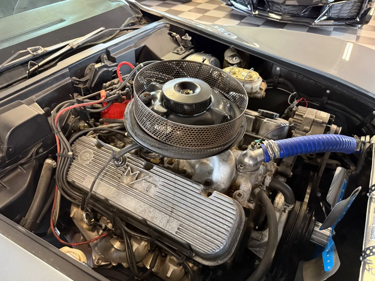 Vehicle image 20