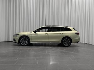 Skoda Superb bild 2