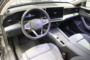 Volkswagen Passat bild 9