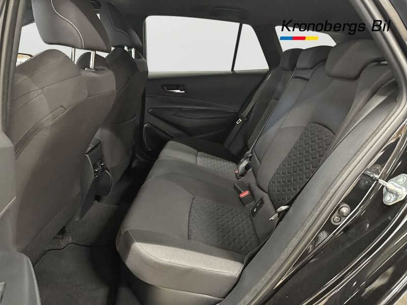 Suzuki Swace bild 9