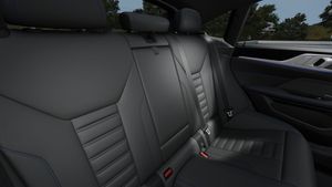 BMW i4 bild 11