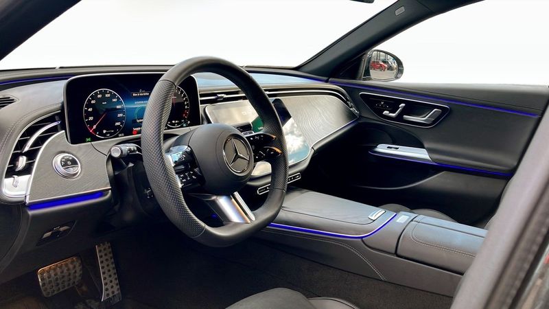 Mercedes E300 bild 4