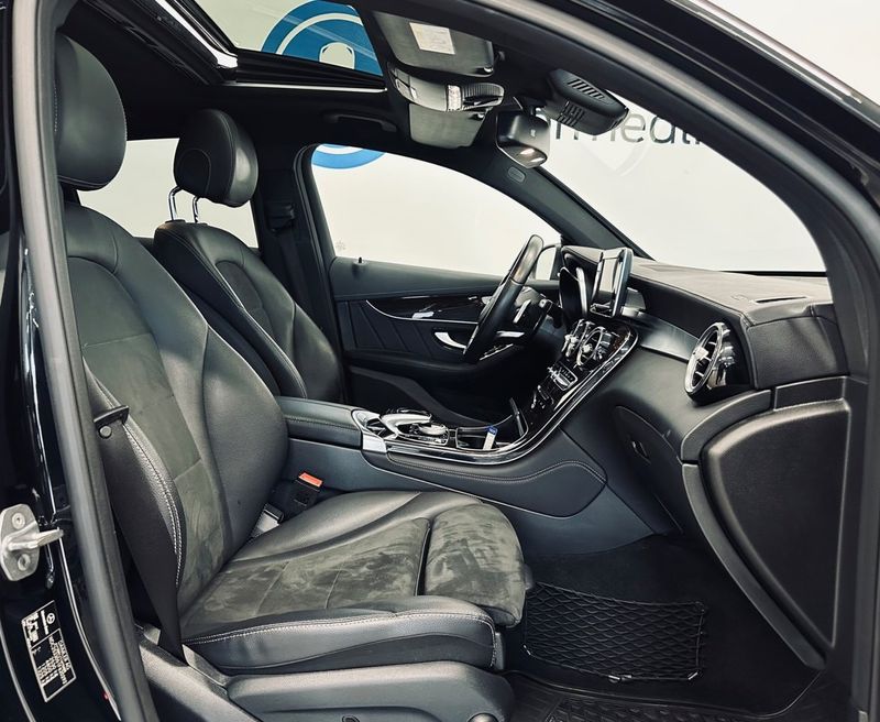 Mercedes GLC220 bild 9