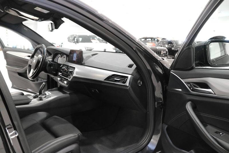 BMW 530 bild 13