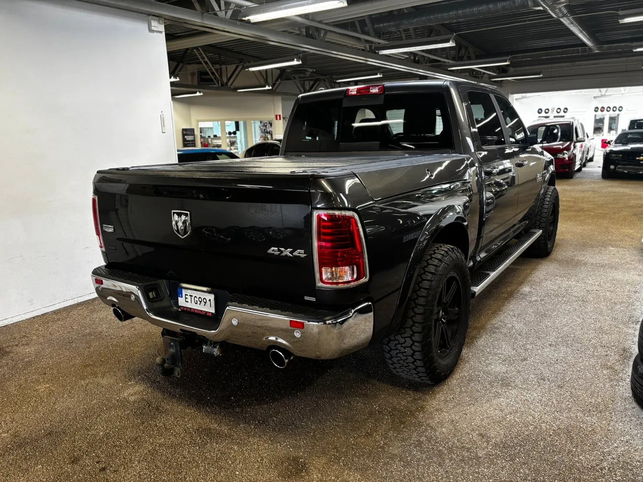 Vehicle image 2