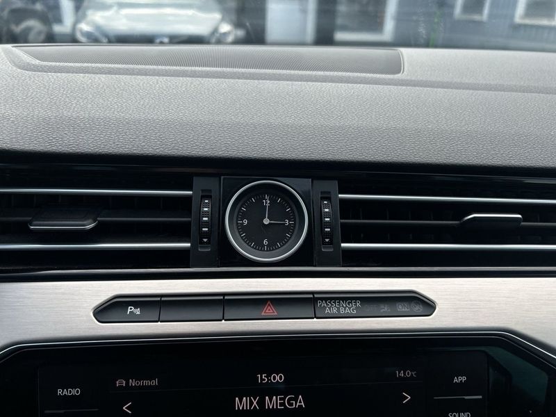 Volkswagen Passat bild 22