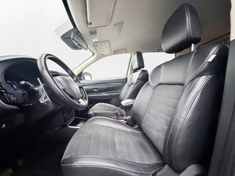 Mitsubishi Outlander bild 12