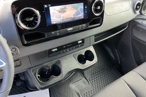 Mercedes e-Sprinter bild 12