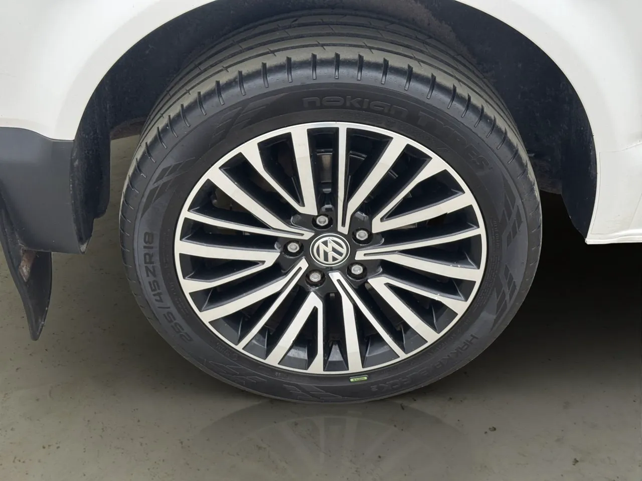 Vehicle image 31