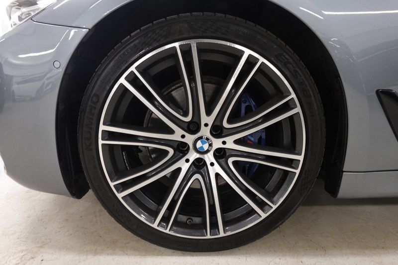 BMW 530 bild 24