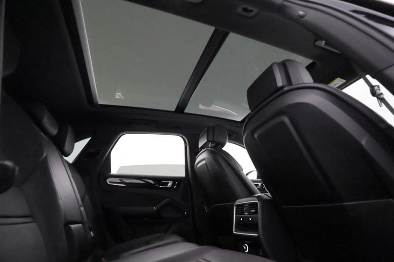 Porsche Cayenne bild 23