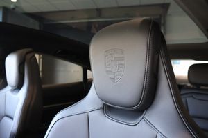 Porsche Taycan bild 18