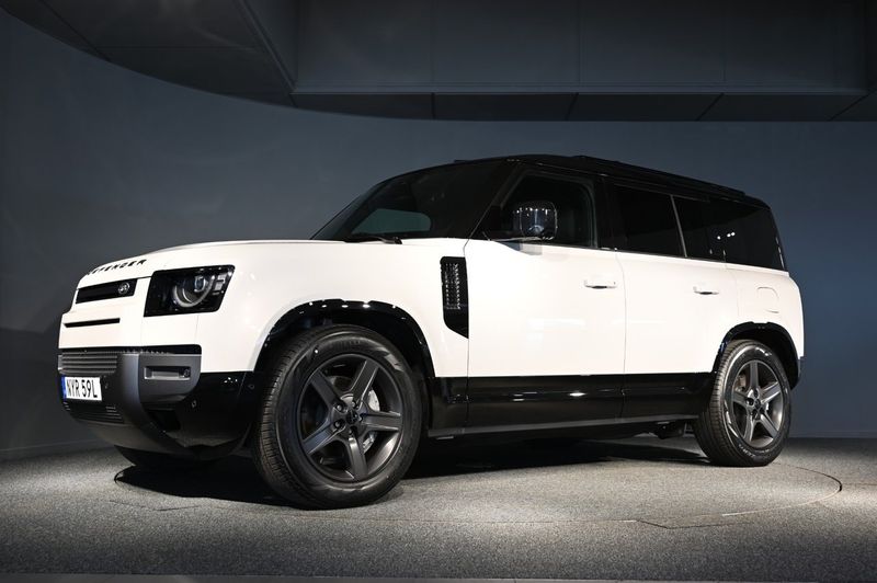 Land Rover Defender bild 2