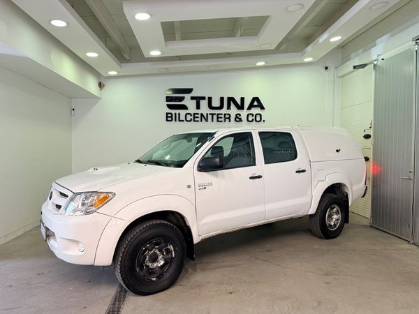 Toyota Hilux Dubbelhytt 2.5 4x4 Försvarsmakt bil Nybesiktigade - 2007