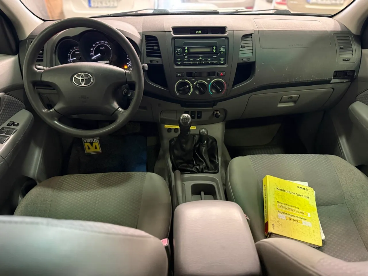 Vehicle image 6