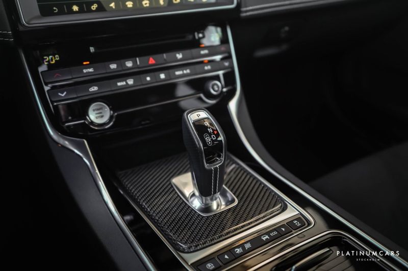 Jaguar XE bild 11