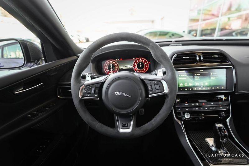 Jaguar XE bild 9