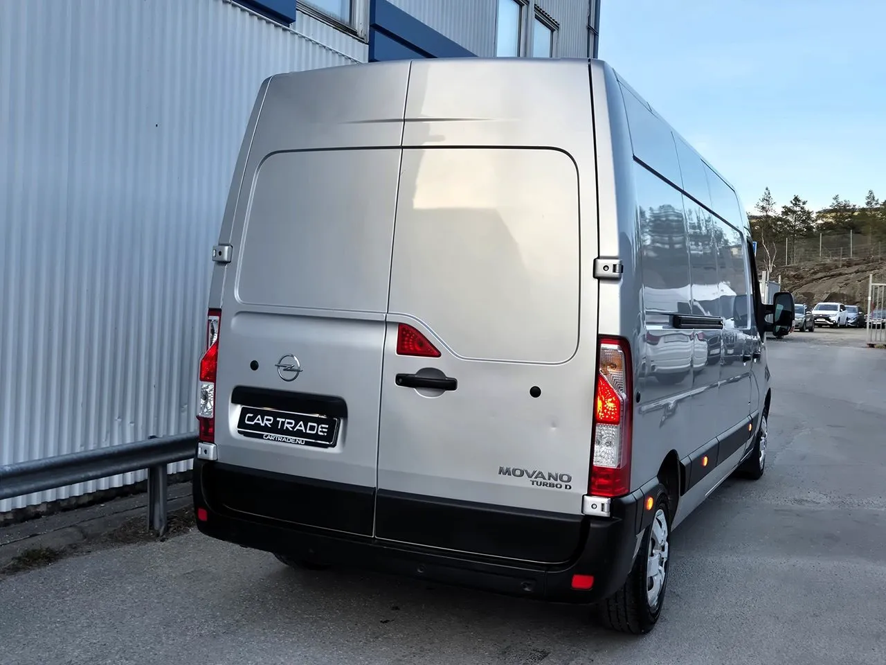 Vehicle image 7