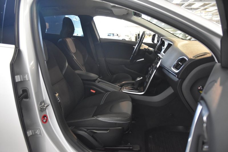 Volvo V40 bild 9