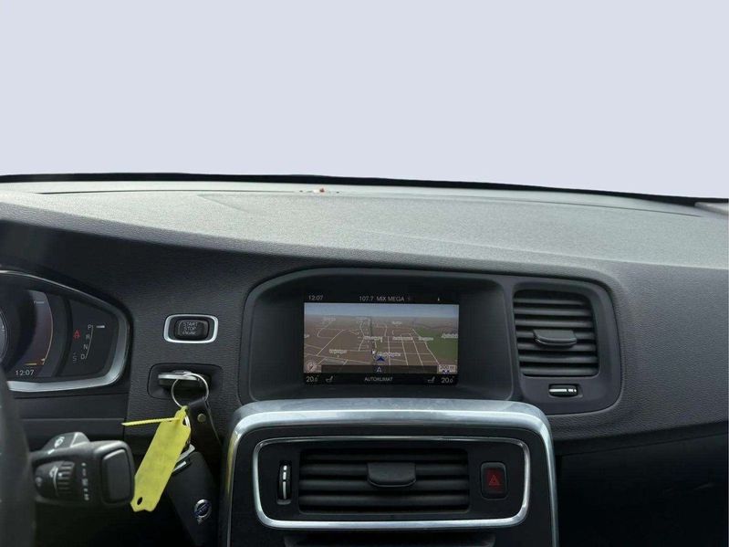 Volvo S60 bild 14