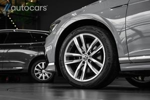 Volkswagen Passat bild 8