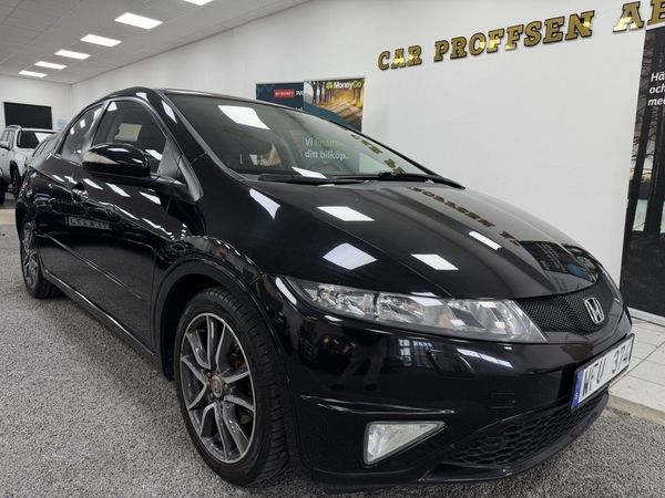 Honda Civic 5-dörrar 1.8 i-VTEC Sport, NY SERVAD - 2011
