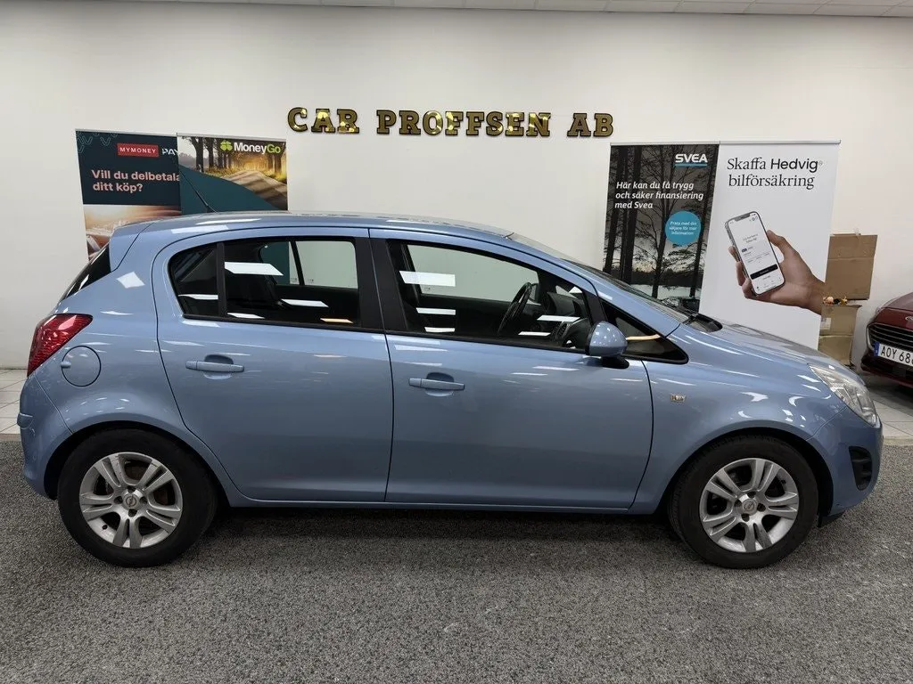 Vehicle image 20