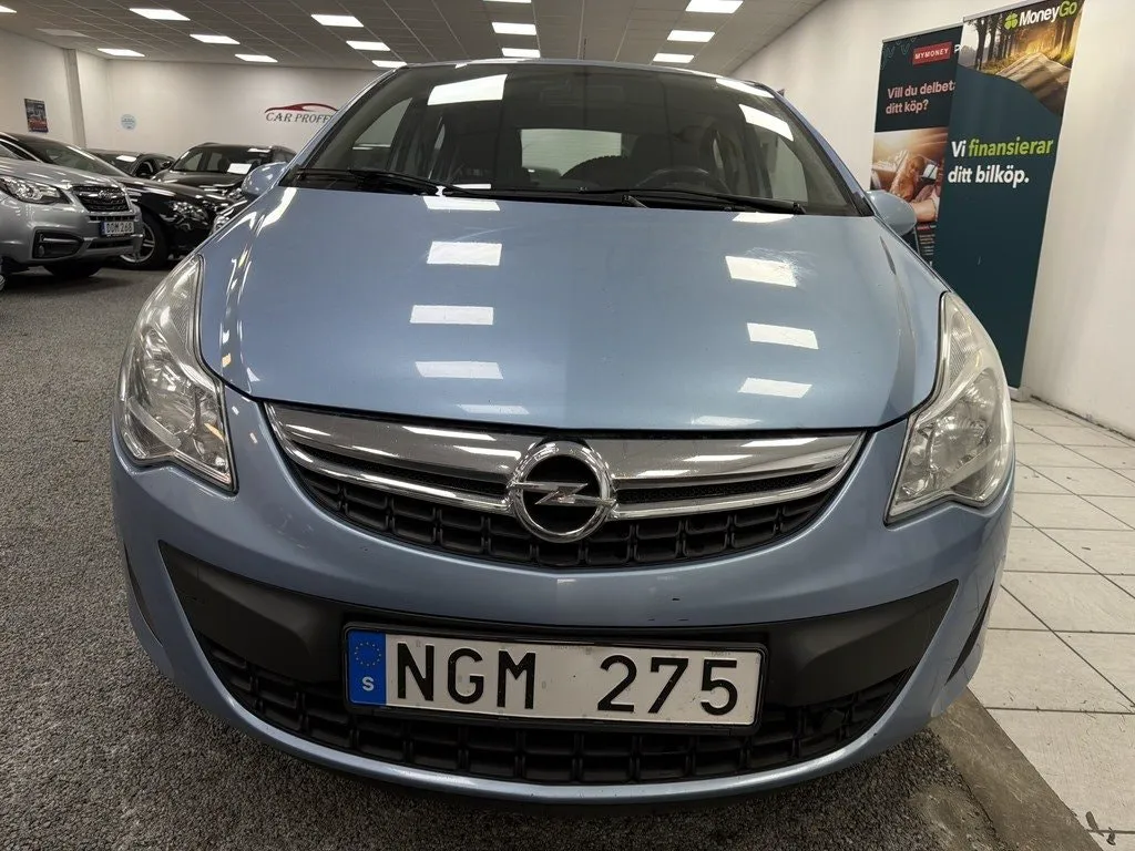 Vehicle image 18