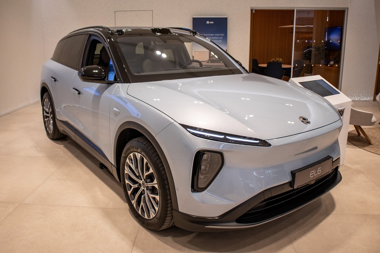NIO EL6