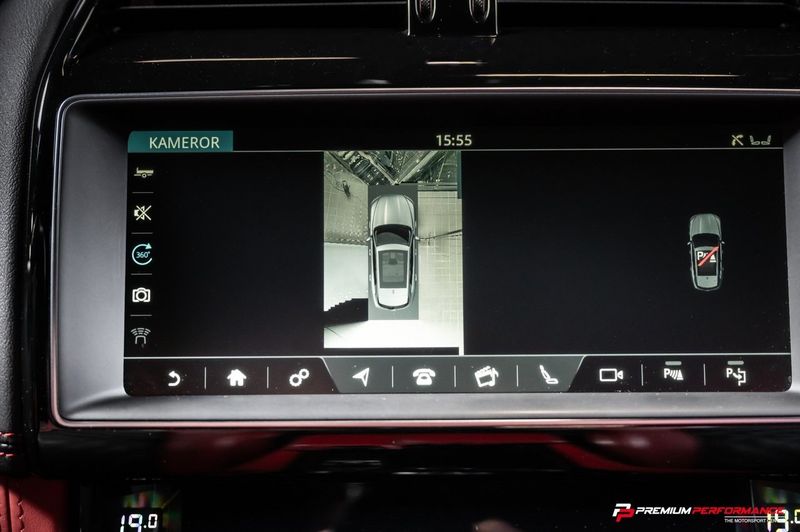 Jaguar F-Pace bild 18